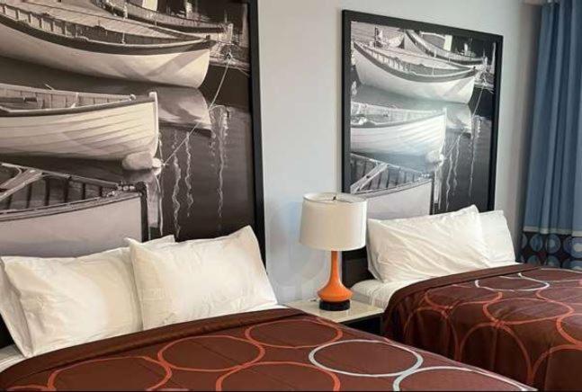 Super 8 By Wyndham Lindenhurst Bagian luar foto